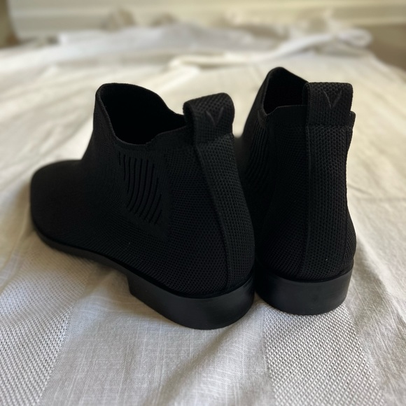 SOLD VIVAIA Square-Toe Water-Repellent Black Ankle Chelsea Boots (Ryan) Size 39 - Picture 11 of 15